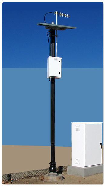 MAPPS Weatherproof Pole-Mounted Solar Radio Battery System